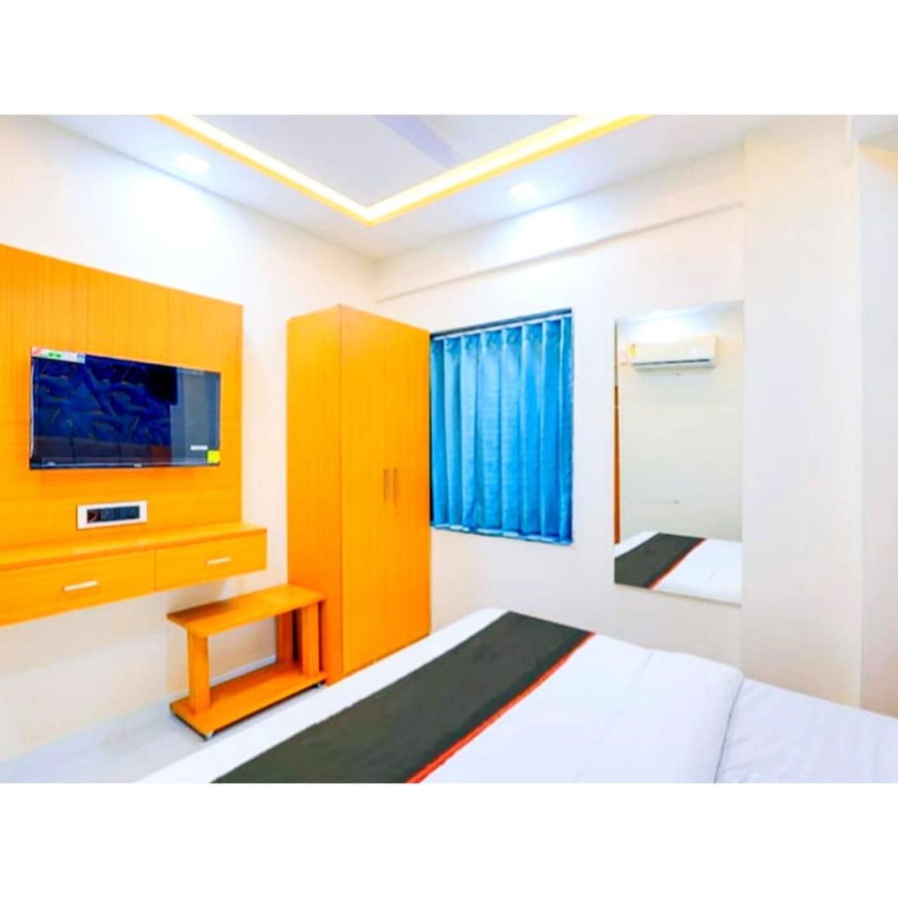 Hotel Exotic Ahmedabad Exterior foto