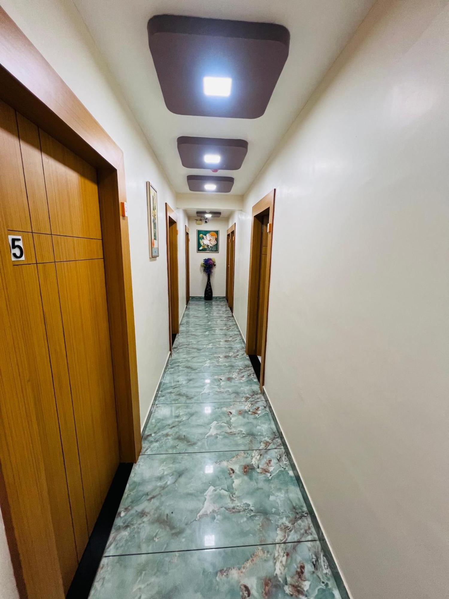 Hotel Exotic Ahmedabad Exterior foto
