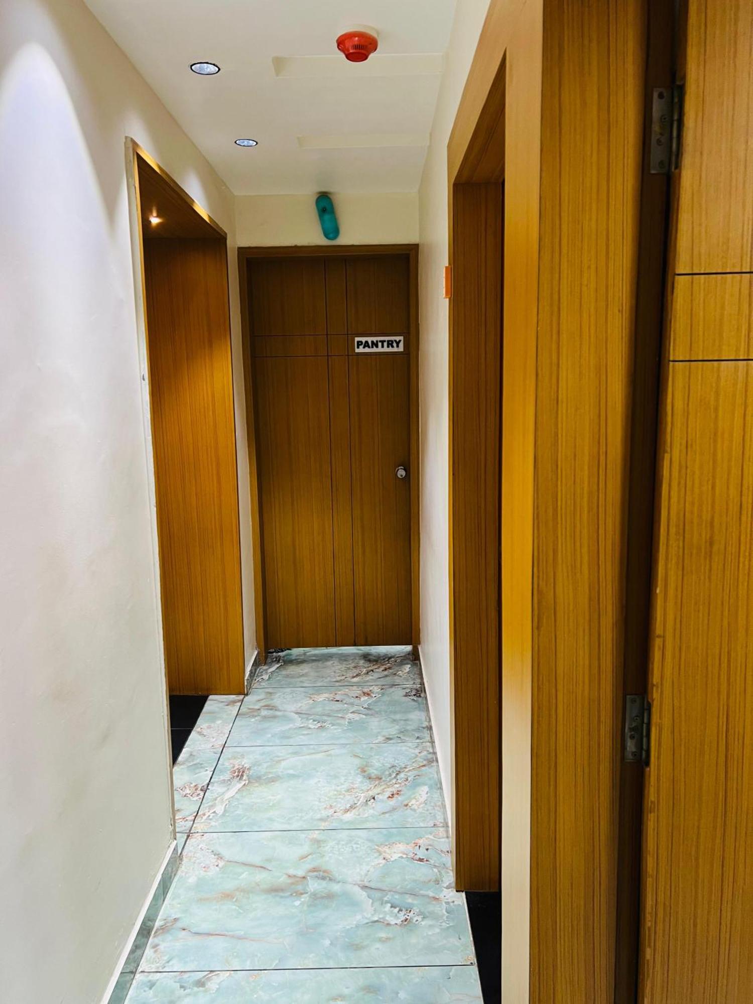 Hotel Exotic Ahmedabad Exterior foto